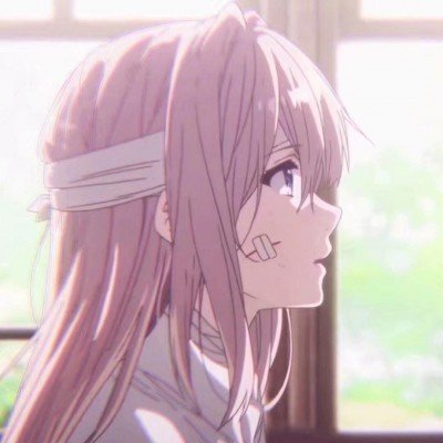 《丧尸围城4》弗兰克变身生化3吉尔 抹胸短裙贼性感